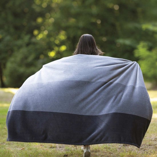 Jeté 4 NUANCES DE GRIS 60" X 70"